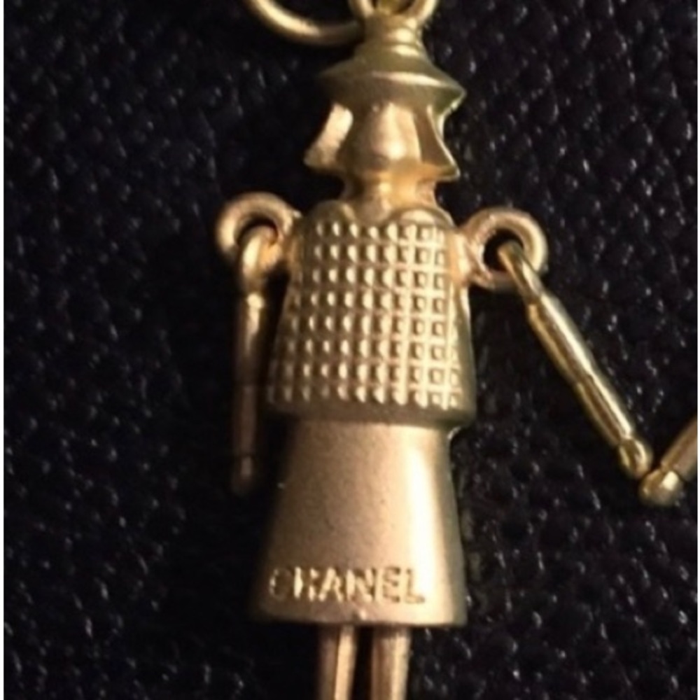 ONE!! COCO Chanel doll pendant.